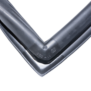 10-259W - 1965-72 Nissan Pickup Windshield Seal Gasket